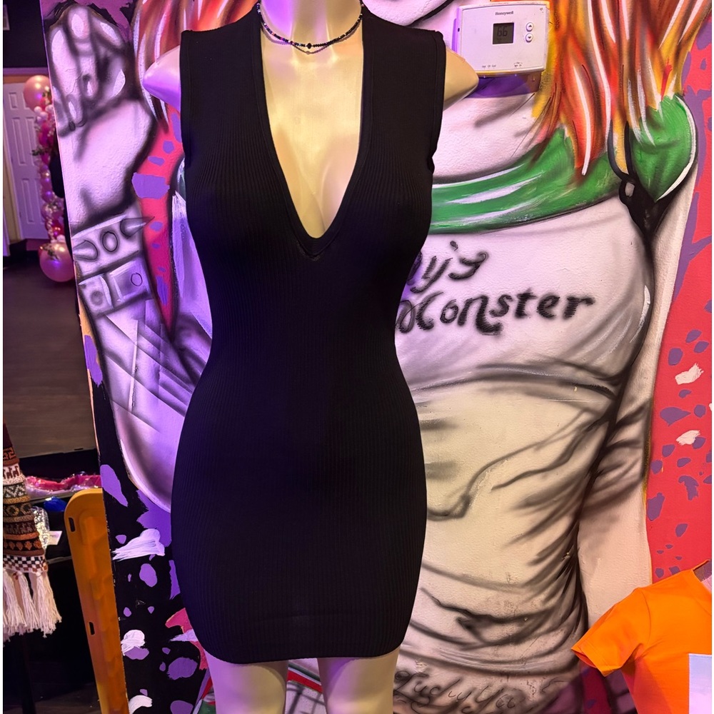 NEW Mini Black Tank Dress, Ladies Sleeveless ,Fitted Dress, Simple Comfy, V-neck